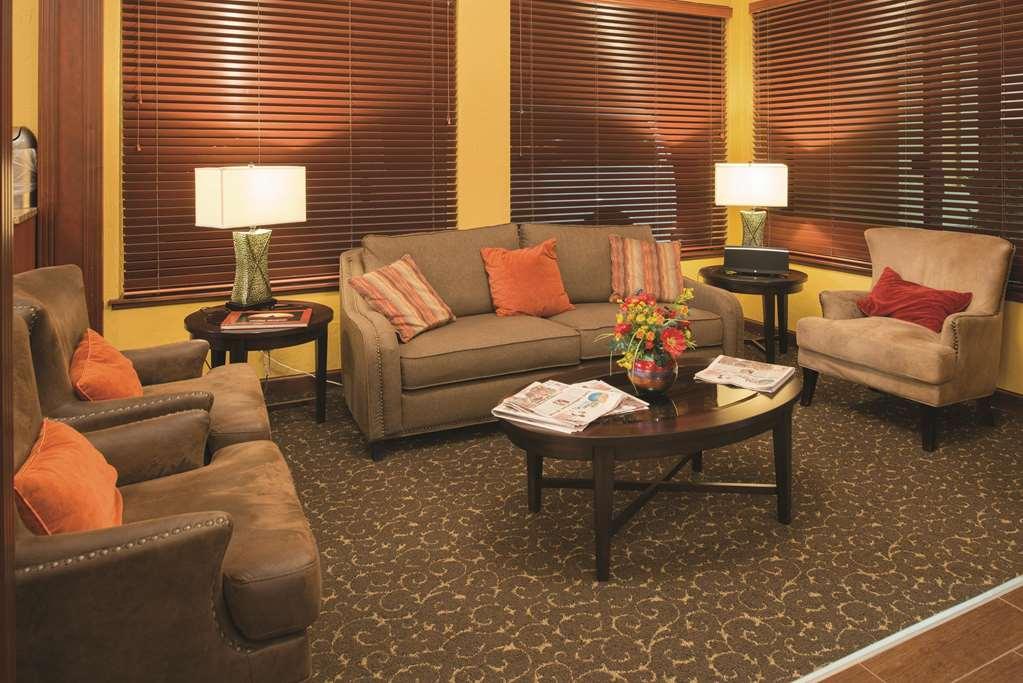 Best Western Plus Parkway Inn Wilsonville Exterior photo