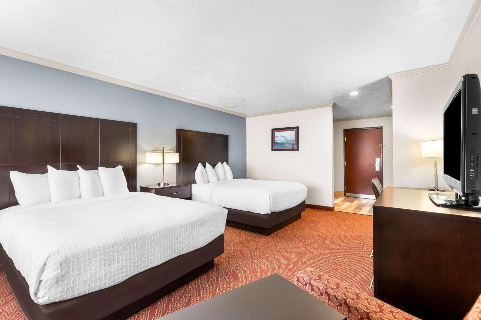 Best Western Plus Parkway Inn Wilsonville Exterior photo
